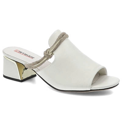 Klapki ARTIKER - 50C1372 Biały