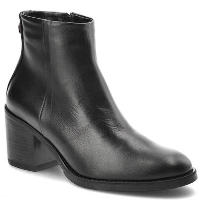 Stiefeletten CARINII - B9206_-E50-000-000-D57 Schwarze