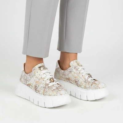 Sneakersy MACIEJKA - 06891-11/00-8 Biały+Złoto